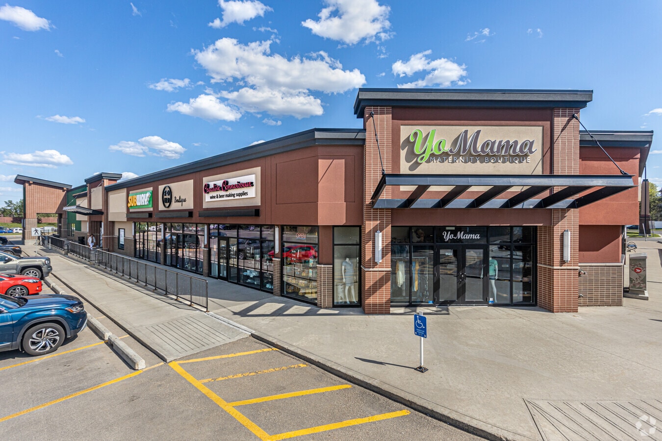 9516 170 St, Edmonton T5T 5R6 Terra Losa Shopping Centre