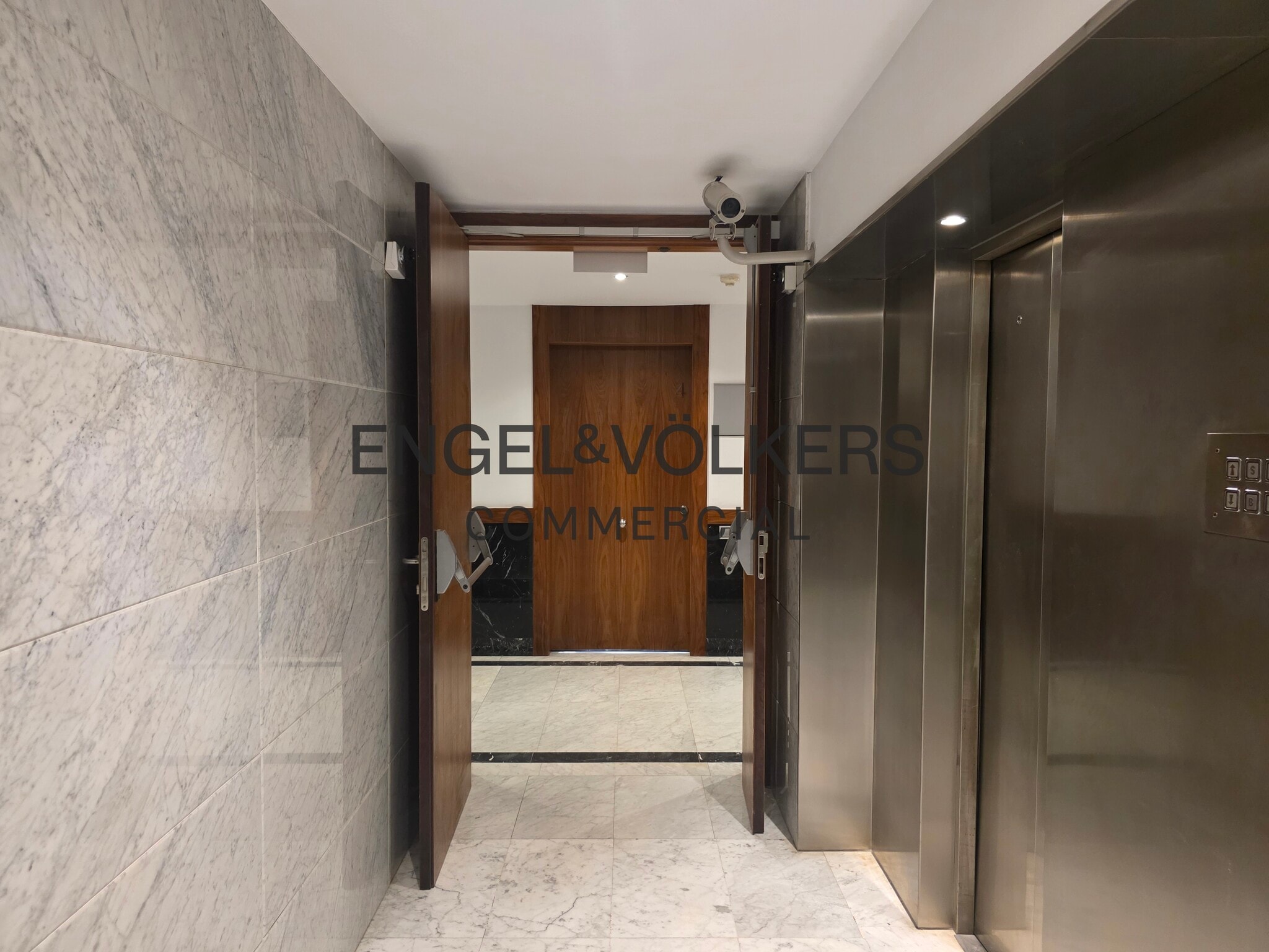 Office in Barcelona, Barcelona to rent Interior Photo- Image 1 of 7