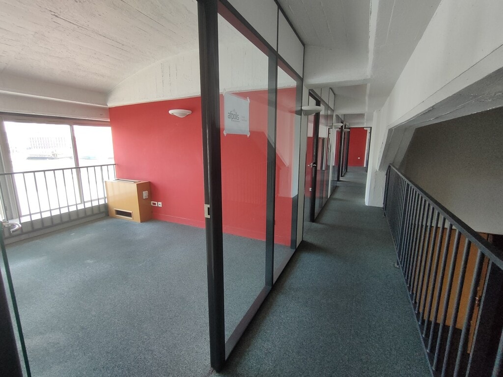 Location Bureaux 200 m² à 874 m² - Photo 1