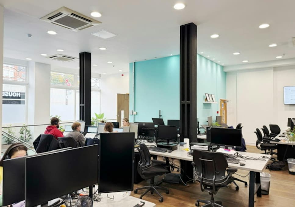 105-107 Farringdon Rd, London, LND EC1R 3BU - Unit GRND & BSMT -  - Interior Photo - Image 1 of 5