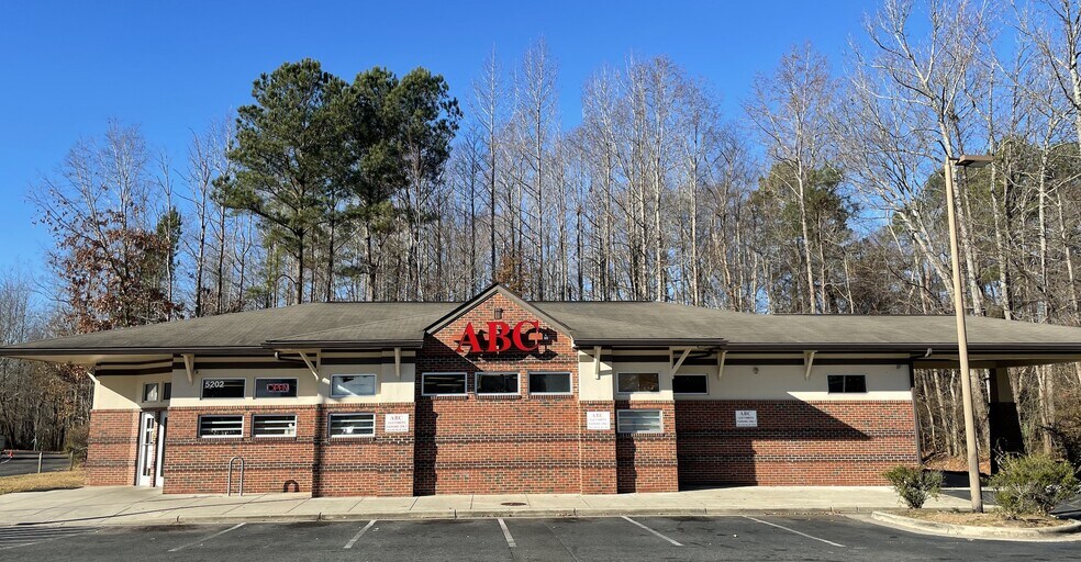 5202 Nc-55 Hwy, Durham, NC for sale - Building Photo - Image 1 of 1