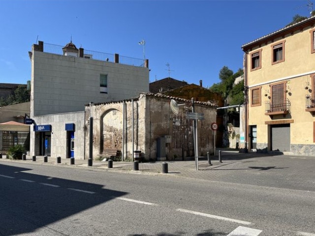 Avinguda Catalunya, 21, La Pobla de Claramunt, Barcelona for sale - Building Photo - Image 2 of 7