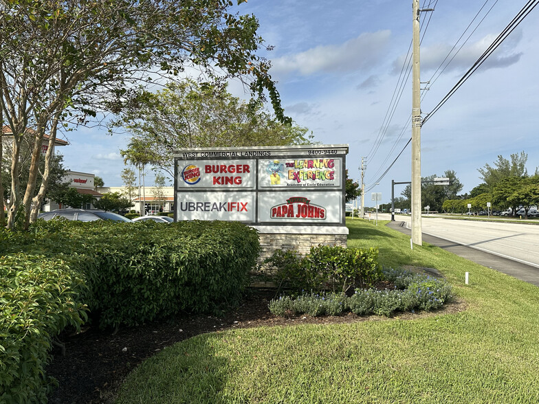 9400-9440 W Commercial Blvd, Fort Lauderdale, FL for rent - Building Photo - Image 3 of 4