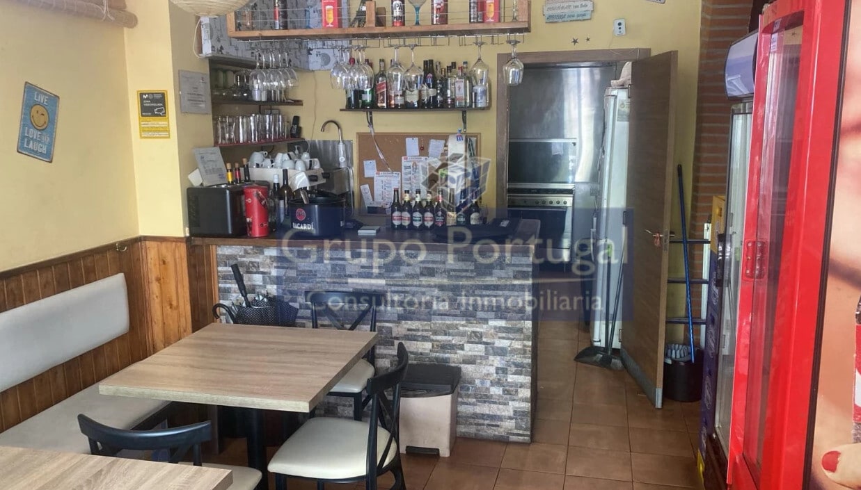 Retail in Torrejón de Ardoz, Madrid to rent Interior Photo- Image 1 of 4