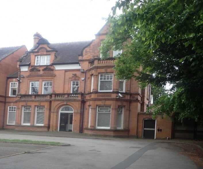 8A Wake Green Rd, Birmingham to rent - Building Photo - Image 1 of 3