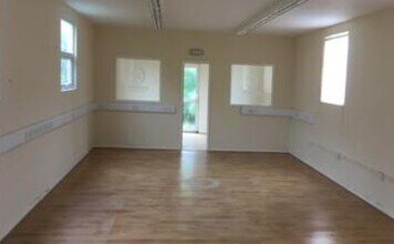 Frobisher Way, Torpoint to rent Interior Photo- Image 1 of 5