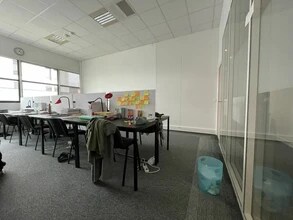 Office in Lyon to rent Interior Photo- Image 2 of 11