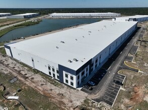 Central Port Logistics Ctr, Savannah, GA to rent Building Photo- Image 2 of 3
