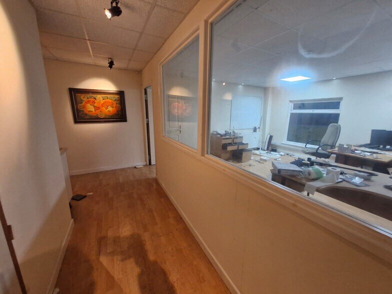 Rowms Ln, Mexborough to rent - Building Photo - Image 2 of 3