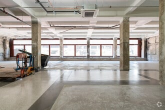 833 Market St, San Francisco, CA to rent Interior Photo- Image 2 of 3