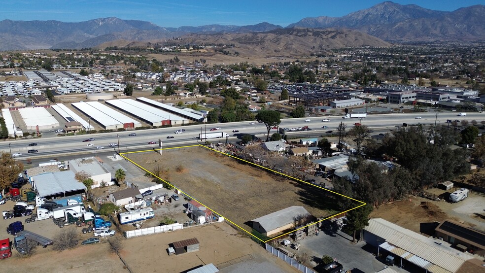 31805 Outer Highway 10, Yucaipa, CA for sale - Building Photo - Image 2 of 9