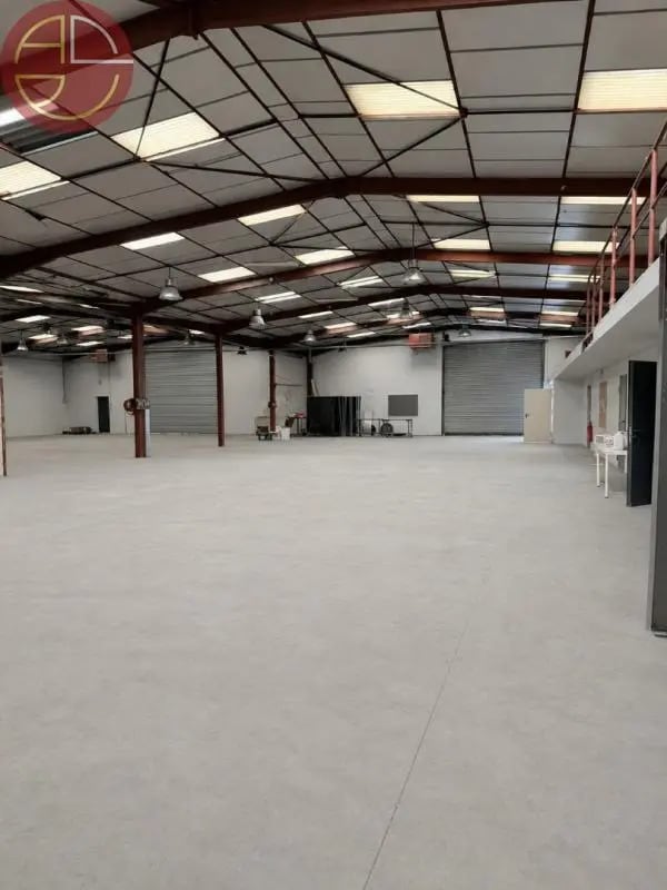 Industrial in Plaisance-du-Touch to rent Interior Photo- Image 1 of 12