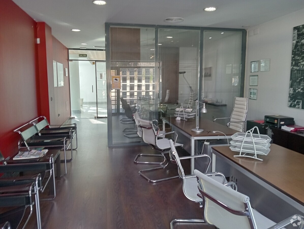 Galapagar, MAD 28420 -  -  - Interior Photo - Image 2 of 3