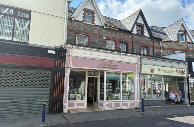 48 John St, Porthcawl for sale - Building Photo - Image 2 of 6