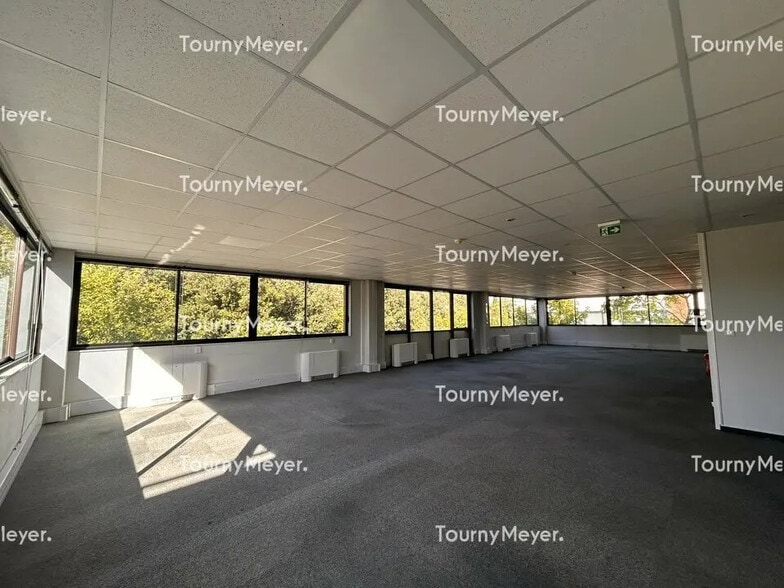 Office in Toulouse to rent - Interior Photo - Image 2 of 12