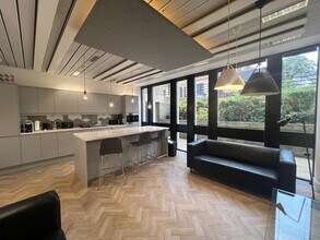 Hornbeam Park Av, Harrogate to rent Interior Photo- Image 1 of 13