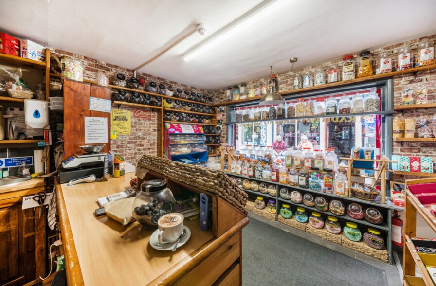 6-12 New St, Louth for sale - Interior Photo - Image 3 of 8