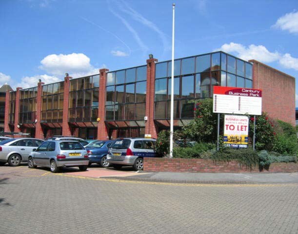 Elm Cres, Kingston Upon Thames for sale Primary Photo- Image 1 of 1