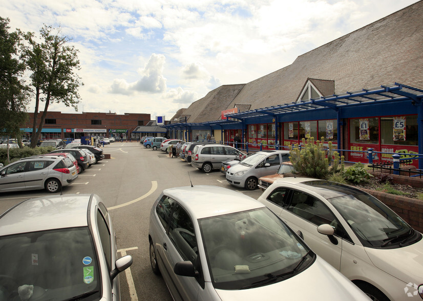 Market St, Crewe for rent - Building Photo - Image 3 of 7