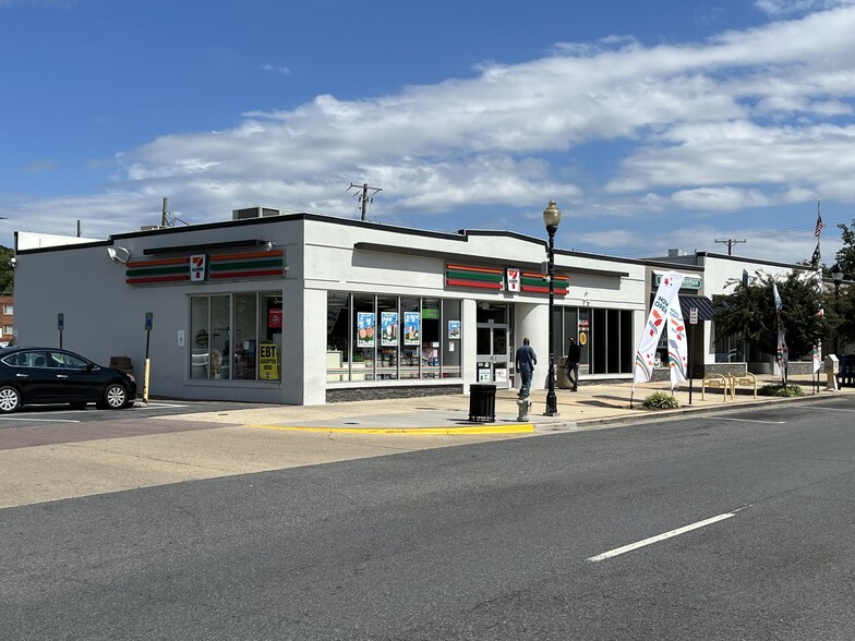 2906-3118 Hamilton St, Hyattsville, MD for rent - Building Photo - Image 1 of 3