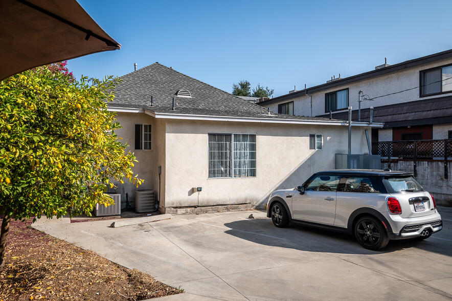 607 E Olive Ave, Burbank, CA for sale - Building Photo - Image 2 of 13