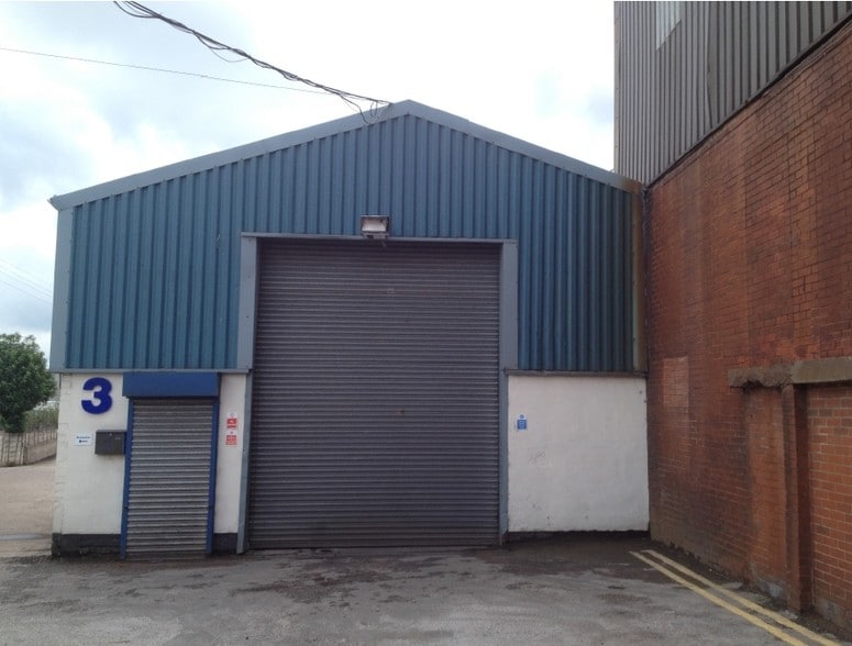 Norton Green Ln, Norton Canes to rent - Primary Photo - Image 1 of 1