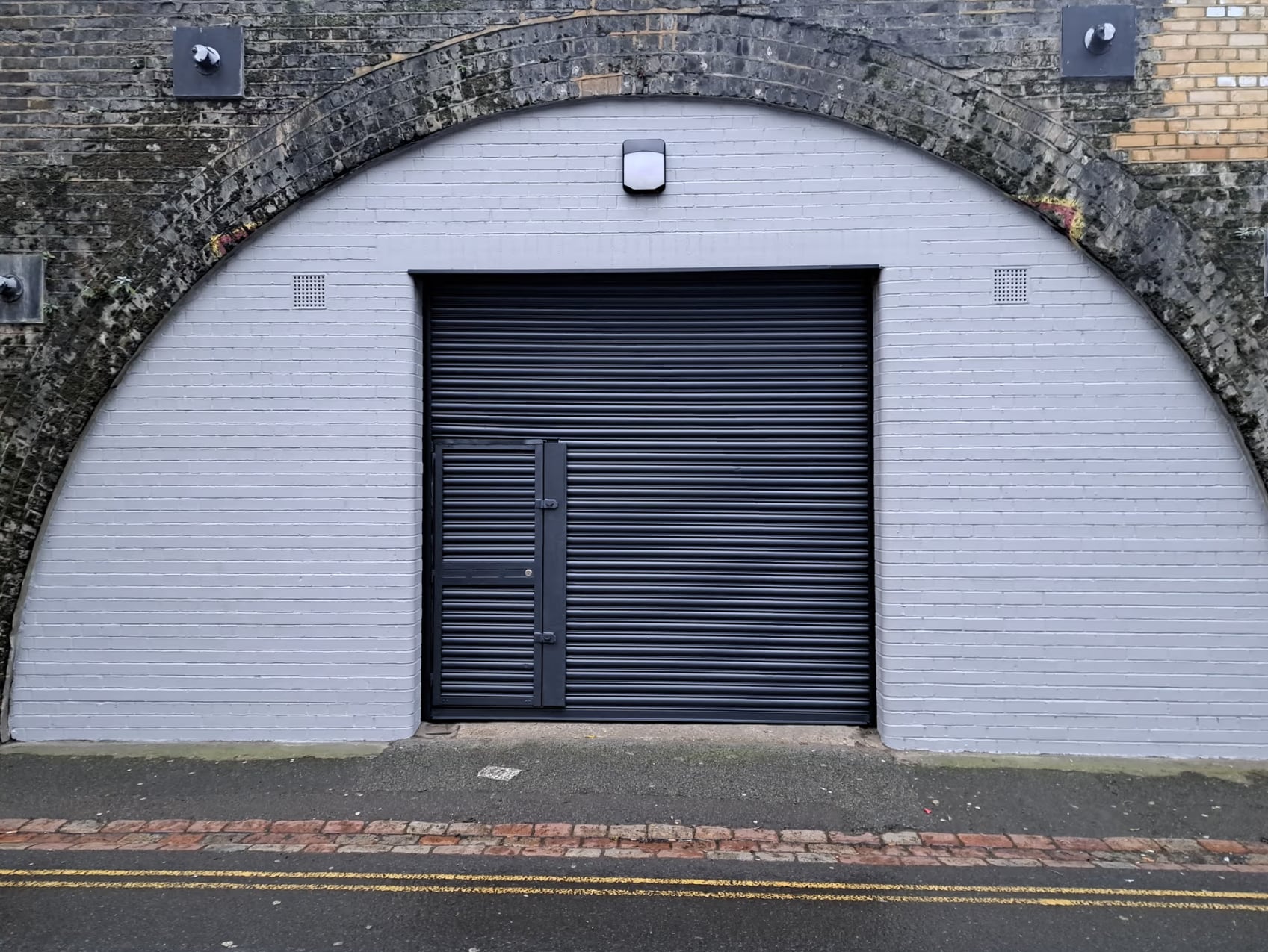 Brixton Station Rd, London to rent Building Photo- Image 1 of 2