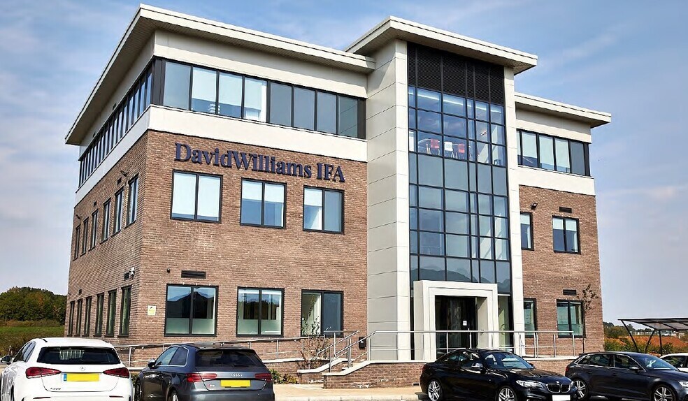 Waterside Way, Northampton to rent - Building Photo - Image 1 of 1