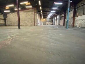 Heads Of The Valley, Rhymney to rent Interior Photo- Image 1 of 4