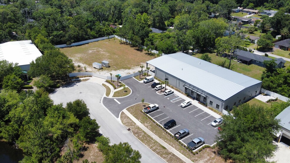 10527 Craig Industrial Dr, Jacksonville, FL for rent - Aerial - Image 1 of 12