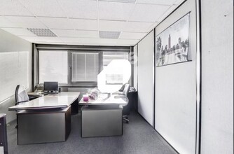 Office in Aulnay-sous-Bois to rent Interior Photo- Image 1 of 10