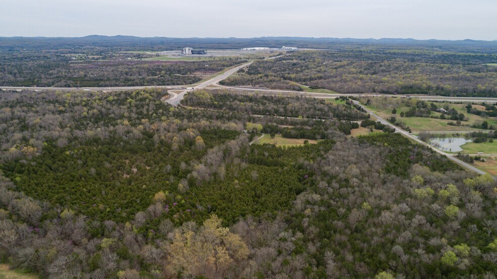 11836 Mona Rd, Murfreesboro, TN for sale - Primary Photo - Image 1 of 17