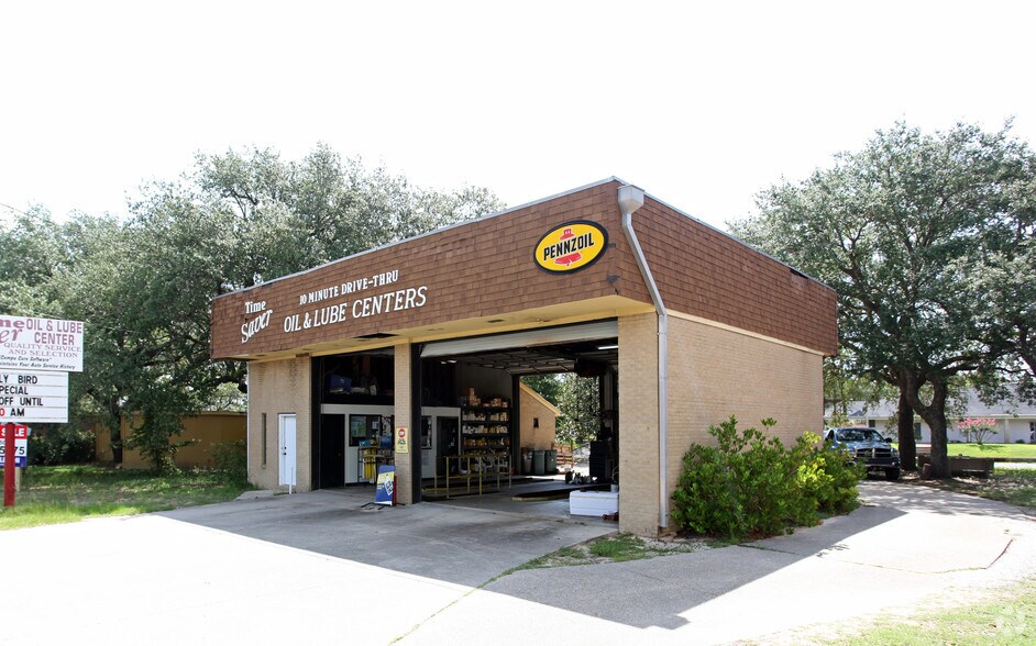 1111 Eglin Pky, Shalimar, FL 32579 UK