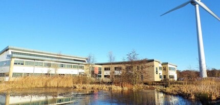 Amos Dr, Stanley to rent Building Photo- Image 1 of 1