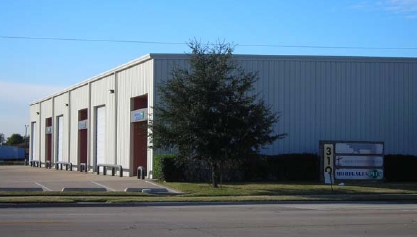 310 Industrial Blvd, McKinney, TX for rent - Building Photo - Image 1 of 3