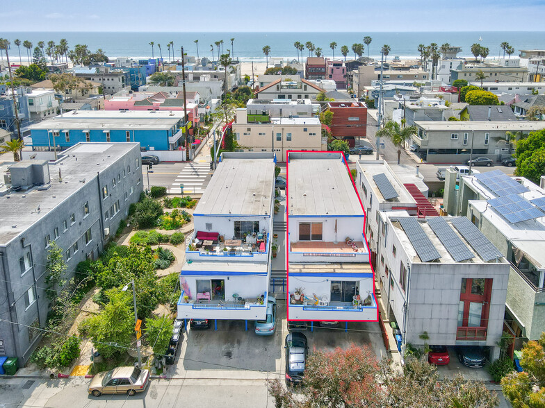 2418 Pacific Ave, Venice, CA for sale - Primary Photo - Image 1 of 9