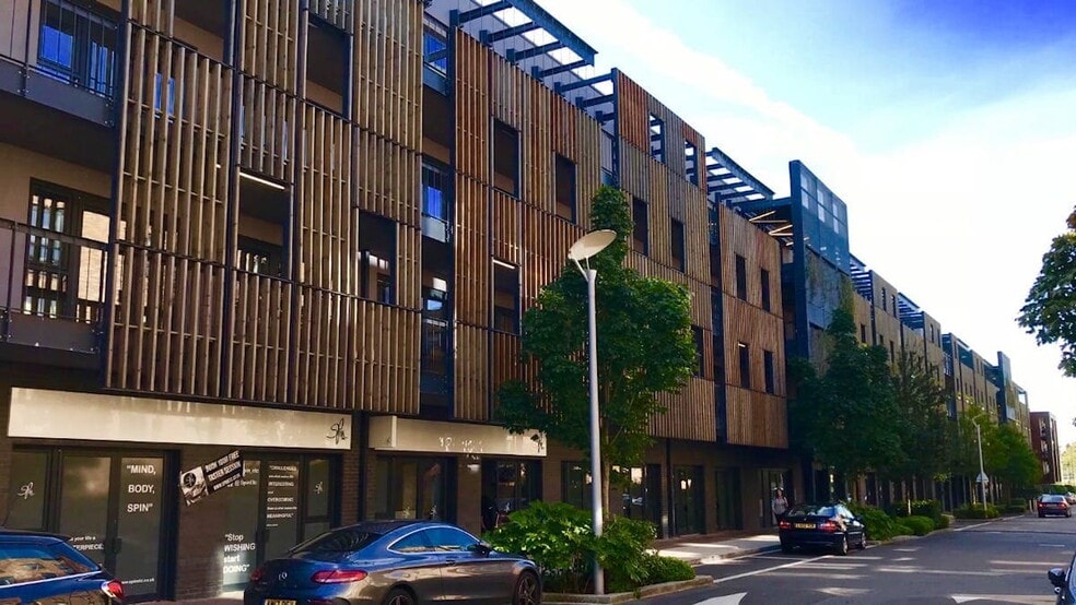 Howard Rd, Stanmore to rent - Building Photo - Image 2 of 3