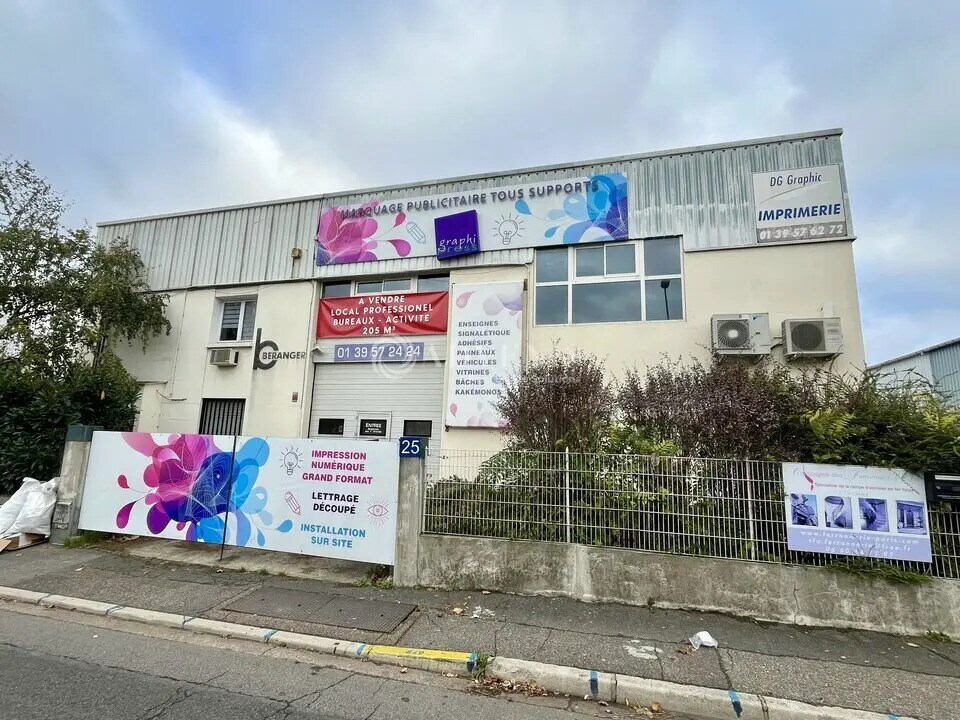 Light Industrial in Sartrouville for sale Building Photo- Image 1 of 8