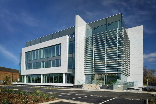 More details for 5 Chertsey Ln, Staines - Office to Rent