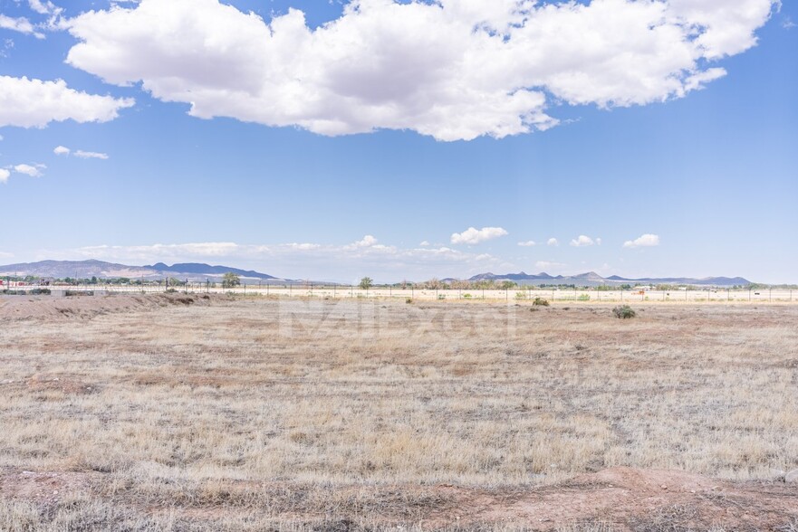 595 Aviation Way, Cedar City, UT for sale - Building Photo - Image 1 of 1