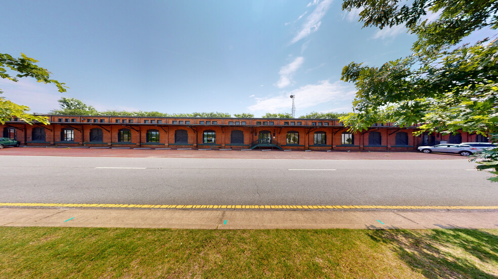 1300 Sixth Ave, Columbus, GA for rent - Building Photo - Image 1 of 4