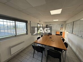 Light Industrial in Genas for sale Interior Photo- Image 1 of 3