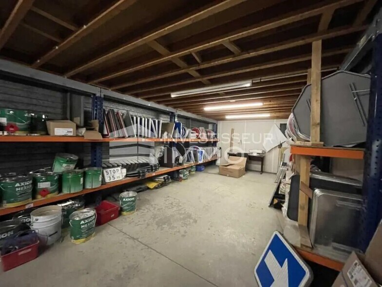 Light Industrial in Vaux-le-Pénil for sale - Interior Photo - Image 3 of 4