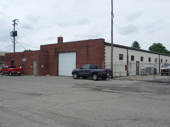 1902 N Park Rd, Connersville, IN for sale - Primary Photo - Image 1 of 1