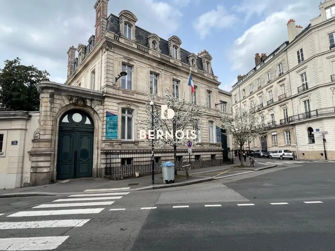 Place De L'Edit De Nantes, Nantes to rent Building Photo- Image 1 of 6