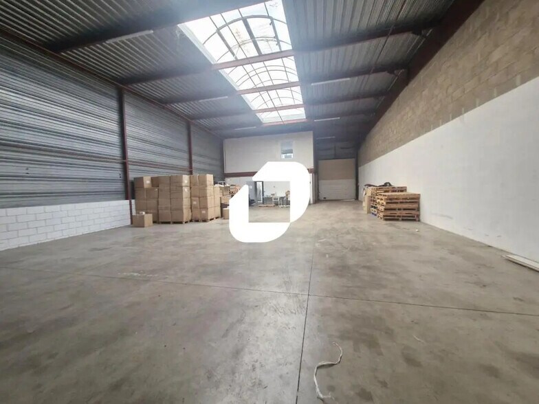 51 Allée Du Clos Des Charmes, Collégien to rent - Building Photo - Image 1 of 10