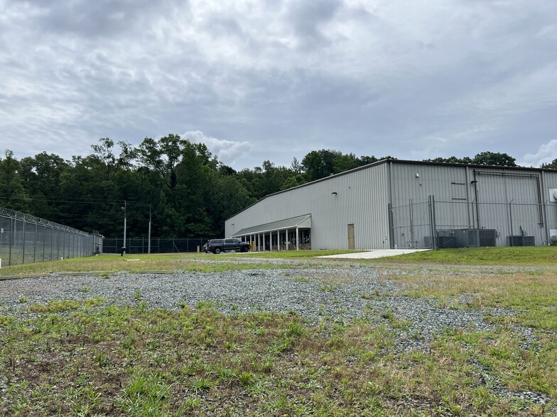 13117 NC Highway 24/27, Robbins, NC for sale - Building Photo - Image 3 of 45