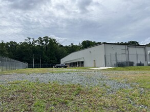 13117 NC Highway 24/27, Robbins, NC for rent Building Photo- Image 1 of 30