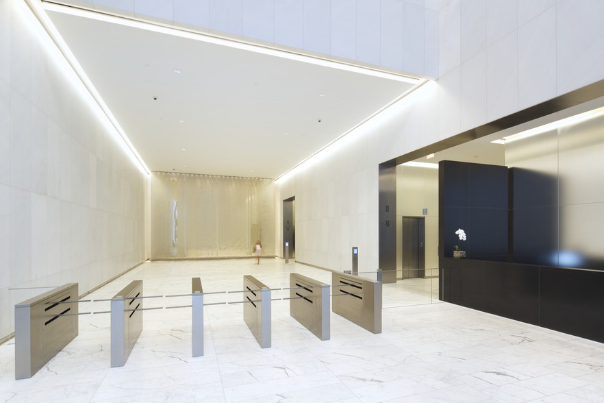 250 W 55th St, New York, NY for rent - Lobby - Image 3 of 20