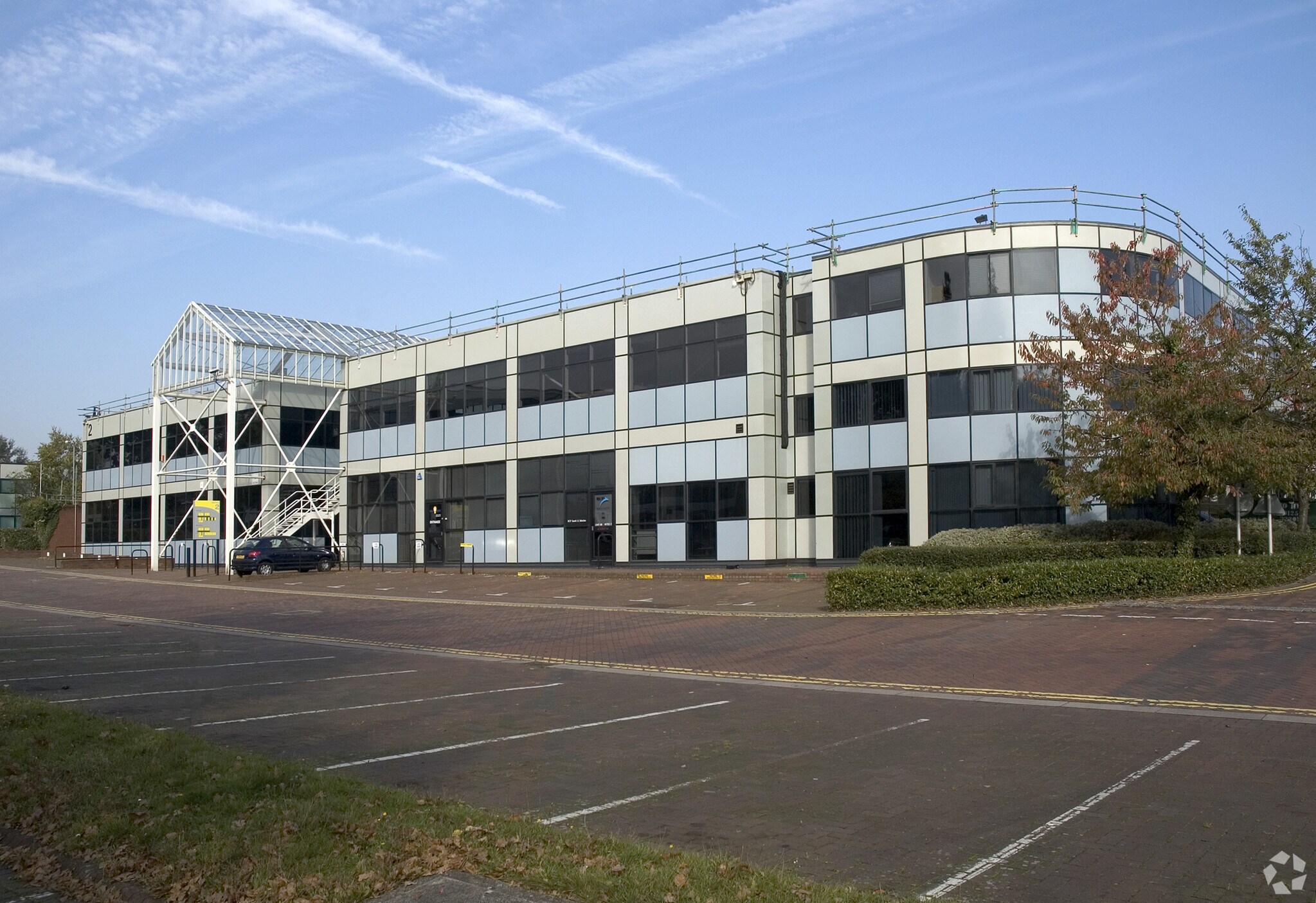 Wade Rd, Basingstoke for sale Primary Photo- Image 1 of 1